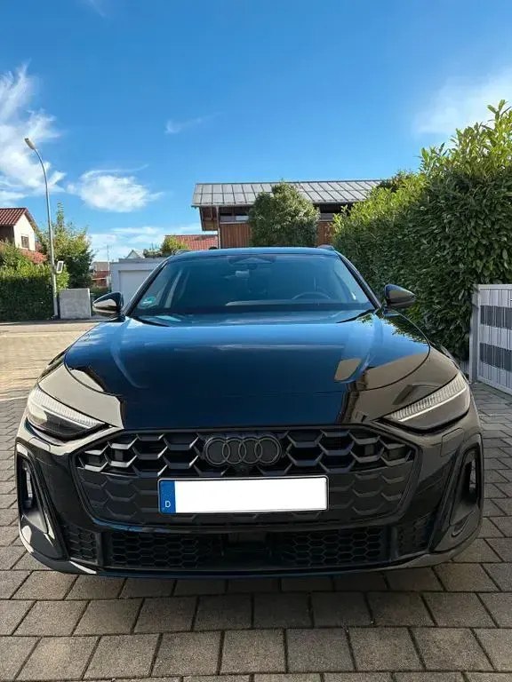 Gebraucht Audi A5 S-Line 204 PS (150 kW) 2025 Schwarz Kombi
