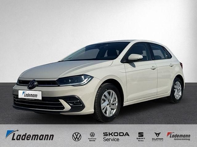 Gebraucht VW Polo Style 95 PS (69 kW) 2023 Ascotgrau Kleinwagen