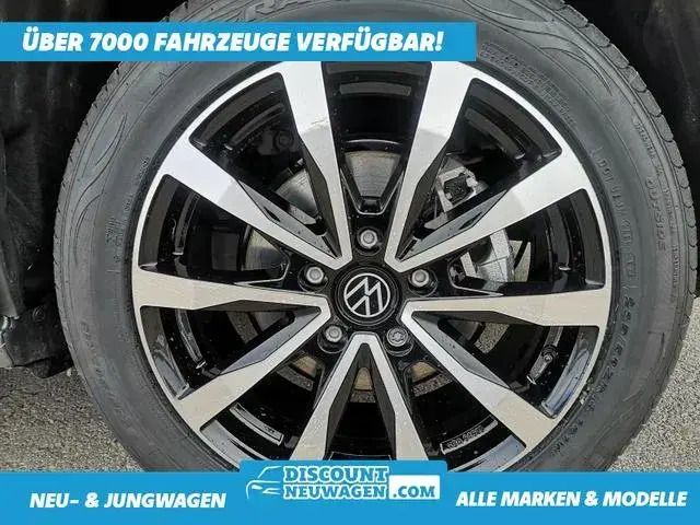 Starlightblau metallic Neu 2025 VW T7 Edition Van | 59.390 € - Bild 1/4