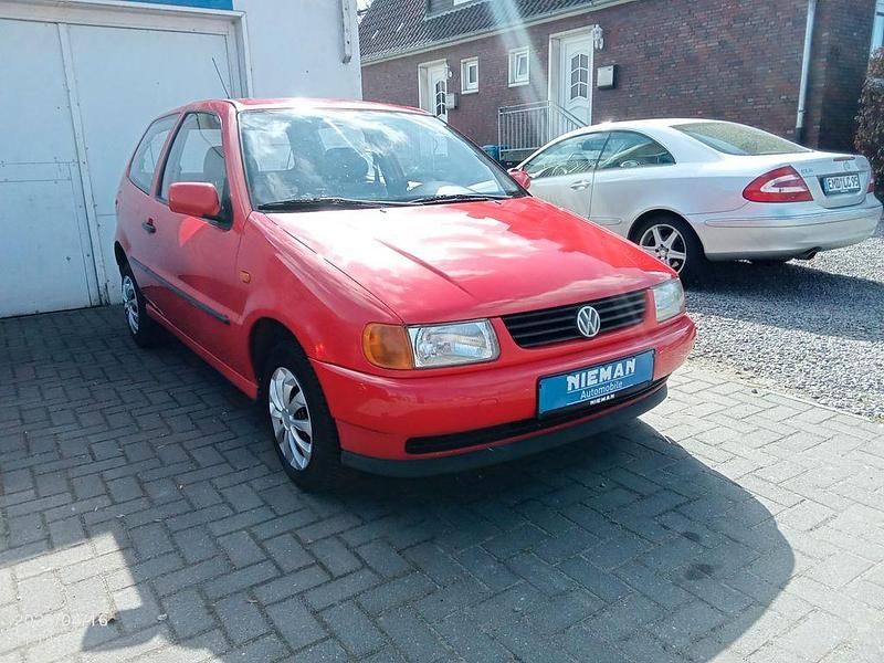Usata VW Polo 54 CV (39 kW) 1994 Rosso Utilitaria
