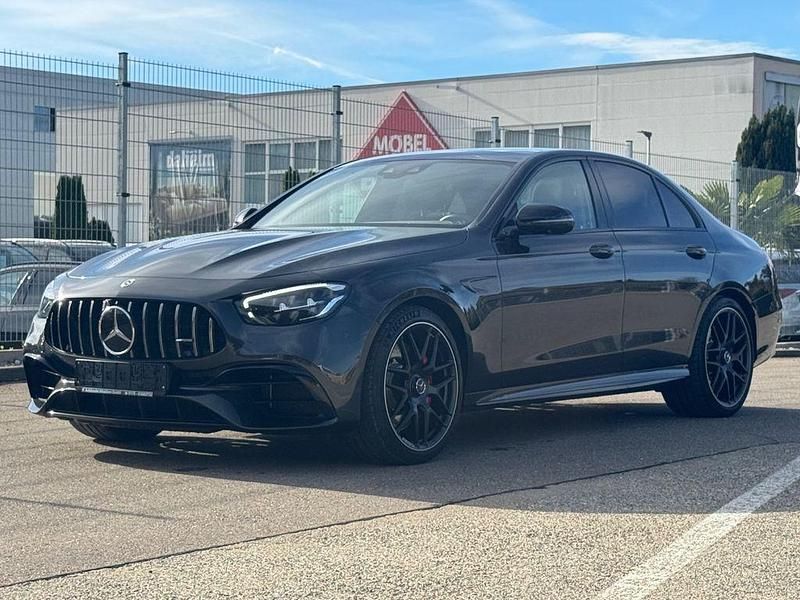 Gebraucht Mercedes E63S AMG AMG 612 PS (450 kW) 2022 Grau Limousine