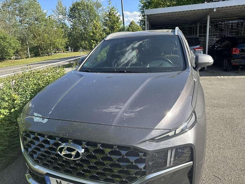Schwarz Gebraucht 2021 Hyundai Santa Fe Signature SUV | 32.800 € - Bild 1/4