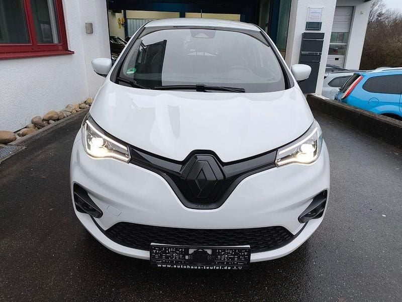 Gebraucht Renault Zoe Experience 50 kW (69 PS) 2020 Weiß Kleinwagen