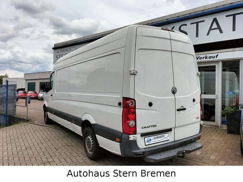 Gebraucht VW Crafter 163 PS (119 kW) 2015 Weiß Van