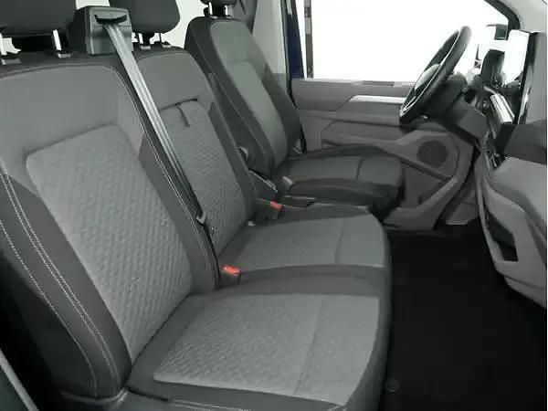 Usata VW Multivan 150 CV (110 kW) 2025 Blu Monovolume