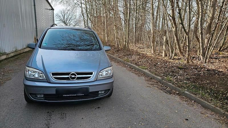 Gebraucht Opel Zafira 125 PS (91 kW) 2004 Grau Van / Kleinbus