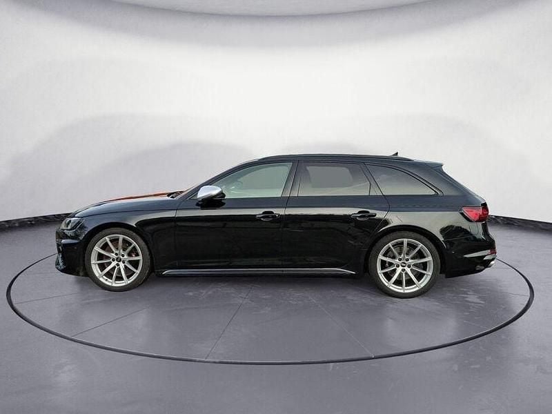 Gebraucht Audi RS4 Ambiente 450 PS (330 kW) 2021 Mythosschwarz metallic Kombi