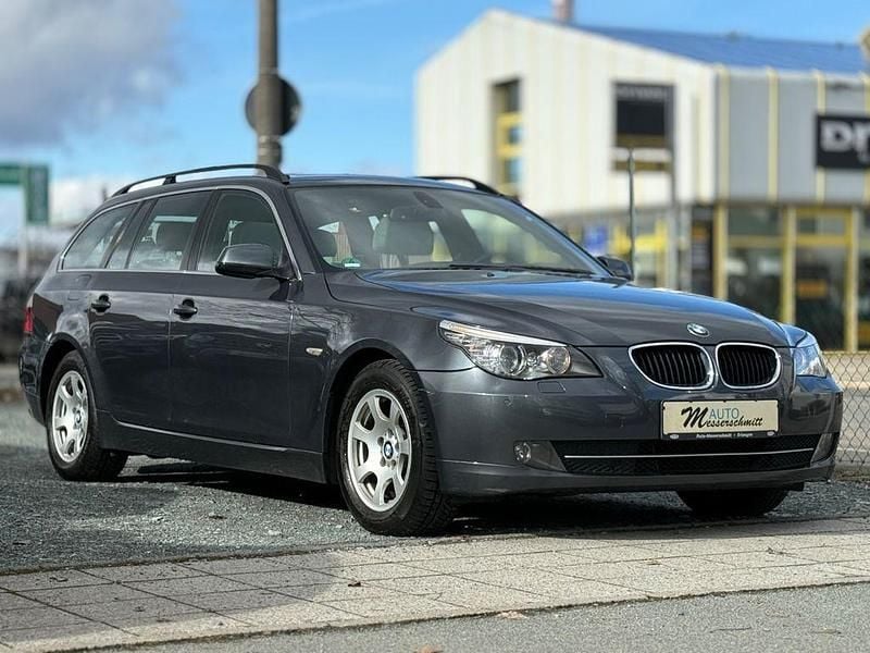 Gebraucht BMW 520 M Sport 177 PS (130 kW) 2010 Grau Kombi