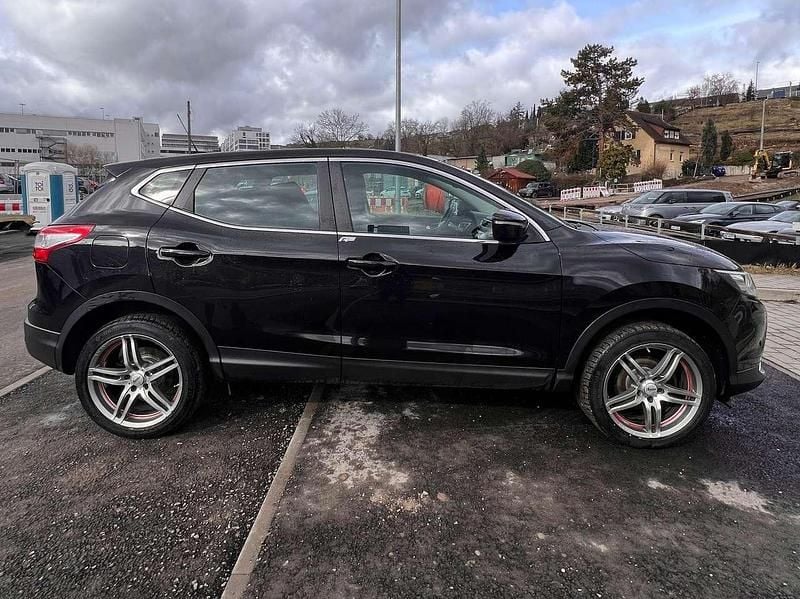 Gebraucht Nissan Qashqai Acenta 110 PS (80 kW) 2014 Black (m) SUV