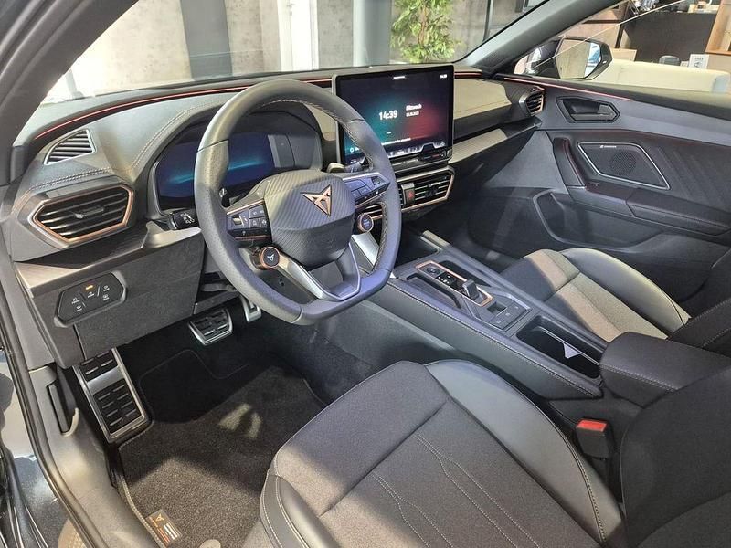Usata Cupra Leon 150 CV (110 kW) 2025 Grigio Berlina