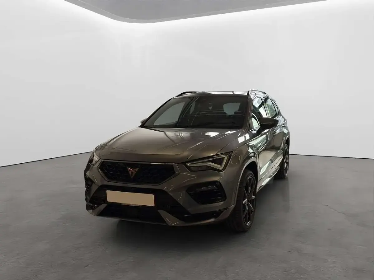 Neu Cupra Ateca 150 PS (110 kW) 2026 Grau SUV