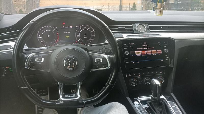Gebraucht VW Arteon R 190 PS (139 kW) 2019 Schwarz Kleinwagen