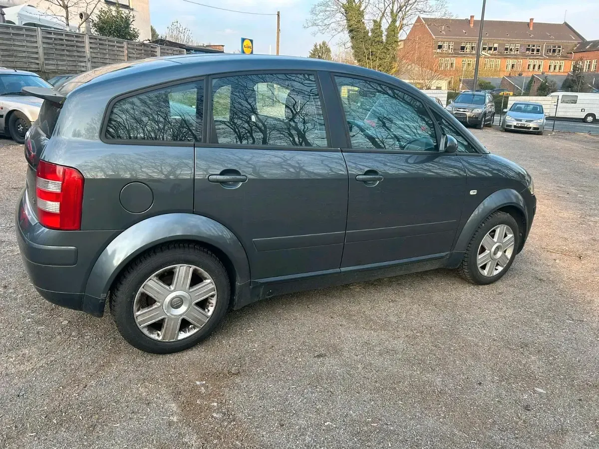 Gebraucht Audi A2 75 PS (55 kW) 2003 Grau Kleinwagen