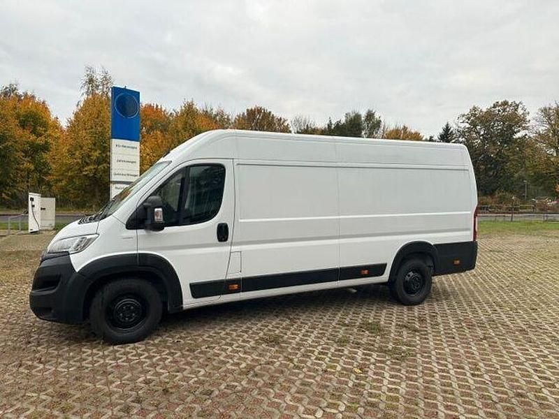 Gebraucht Opel Movano Edition 165 PS (121 kW) 2023 Weiß Van