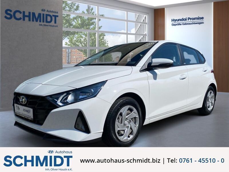 Weiß Gebraucht 2021 Hyundai i20 Select Limousine | 13.990 € (Fairer Preis) - Bild 1/4
