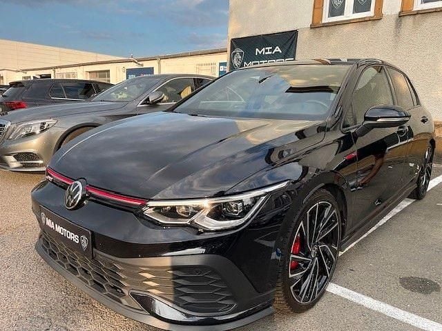 Schwarz Gebraucht 2021 VW Golf VIII GTI Clubsport Limousine | 31.199 € (Fairer Preis) - Bild 1/4