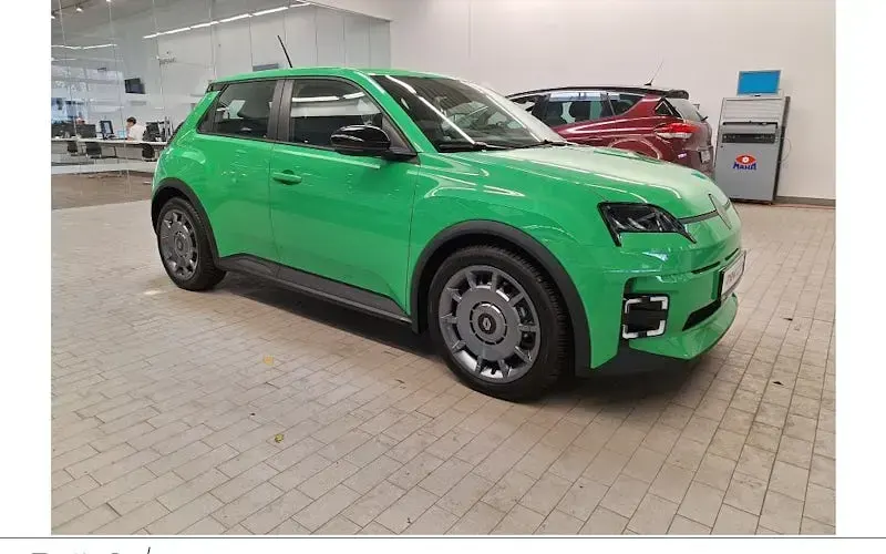 Używany Renault R5 Evolution 89 kW (122 KM) 2025 Zielony Hatchback
