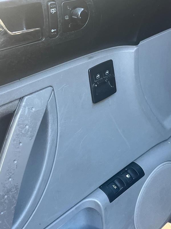 Gebraucht VW Beetle 66 PS (48 kW) 1999 Schwarz Kleinwagen