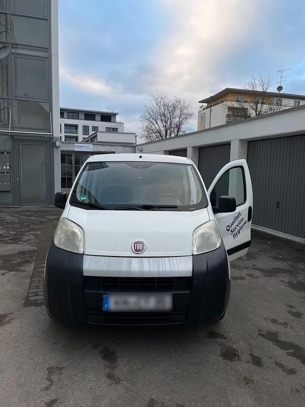 Gebraucht Fiat Fiorino 75 PS (55 kW) 2009 Weiß Van / Kleinbus