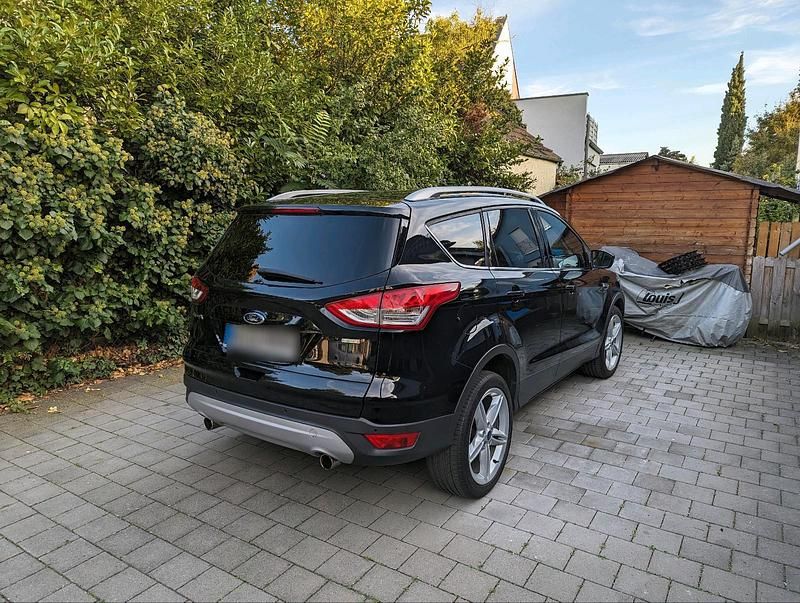 Gebraucht Ford Kuga Titanium 150 PS (110 kW) 2014 Schwarz SUV