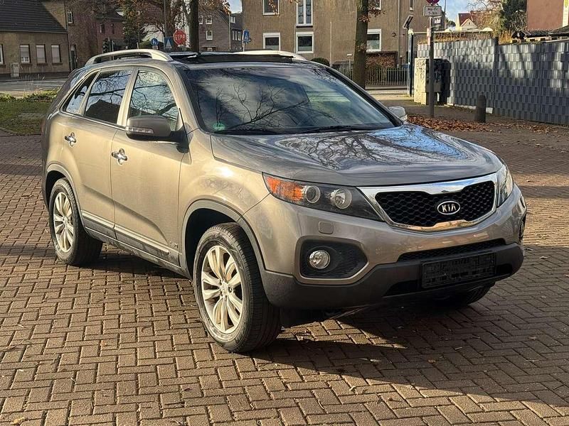 Titaniumsilber met. Gebraucht 2012 Kia Sorento SUV | 8.998 € (Fairer Preis) - Bild 1/4