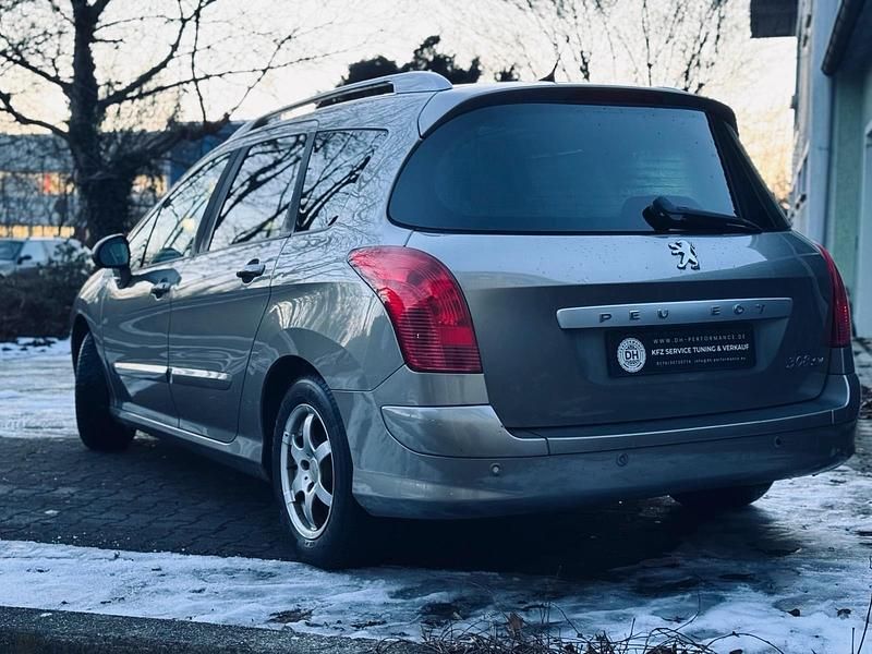Gebraucht Peugeot 308 SW 120 PS (88 kW) 2010 Gold Van / Kleinbus
