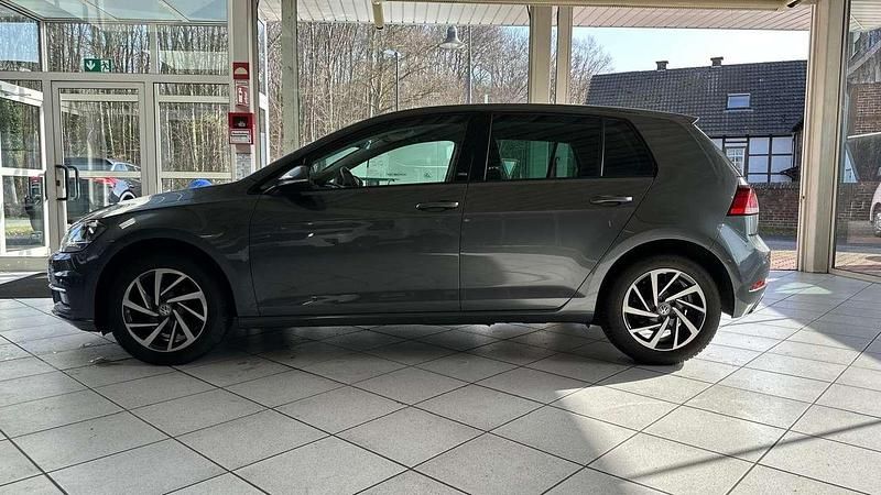 Gebraucht VW Golf VII Sound 150 PS (110 kW) 2018 Indiumgrau metallic Kleinwagen