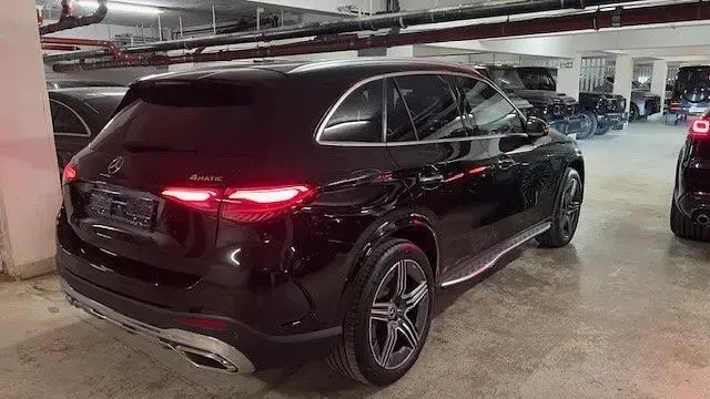 Neu Mercedes GLC300e Premium Plus 204 PS (150 kW) 2026 Schwarz SUV