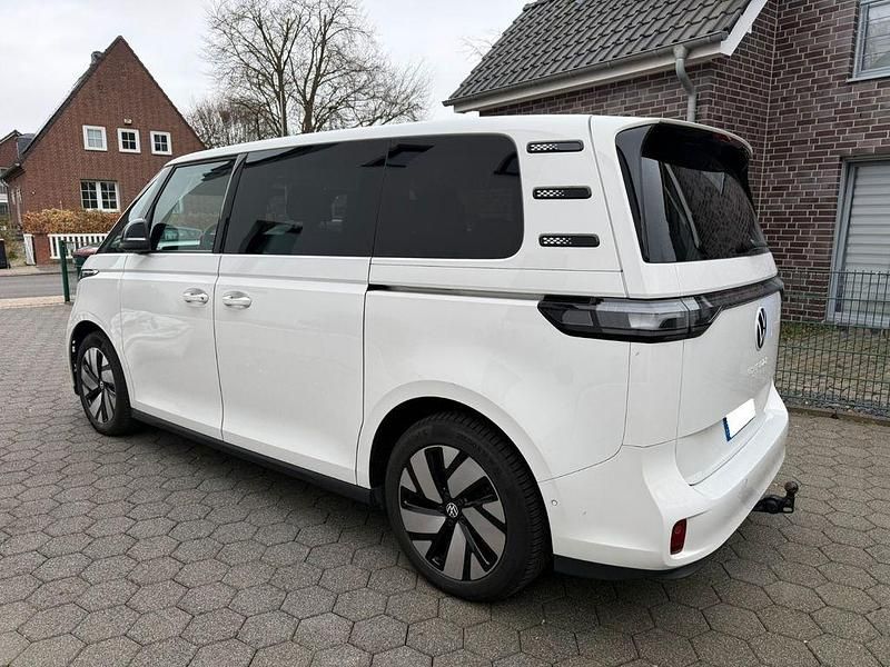Gebraucht VW ID. Buzz Pro 210 kW (286 PS) 2024 Weiß Van / Kleinbus