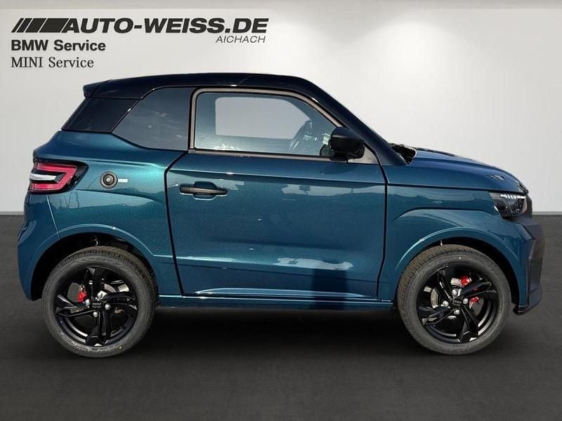 Novo Ligier JS50 2026 Azul Citadino