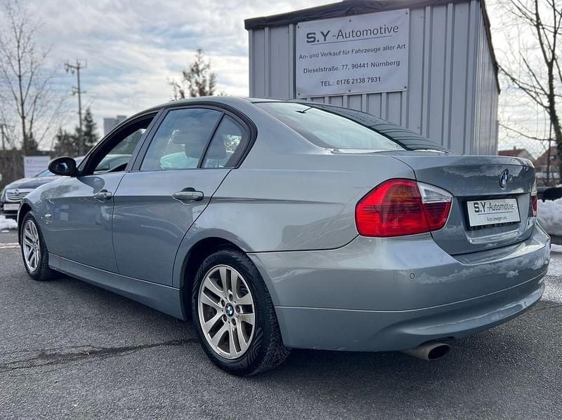 Gebraucht BMW 320 Advantage 170 PS (125 kW) 2008 Arktis Limousine