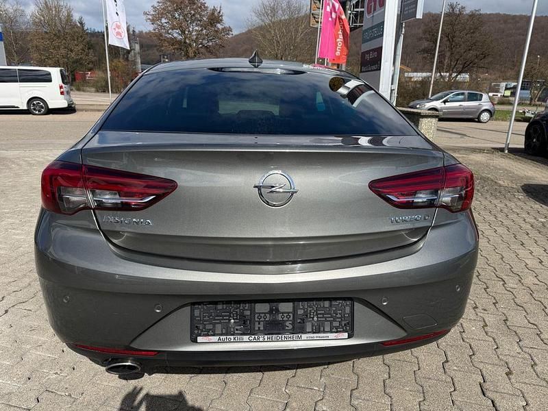 Gebraucht Opel Insignia Dynamic 170 PS (125 kW) 2018 Grau Limousine