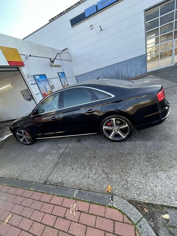 Gebraucht Audi A8 351 PS (258 kW) 2011 Limousine