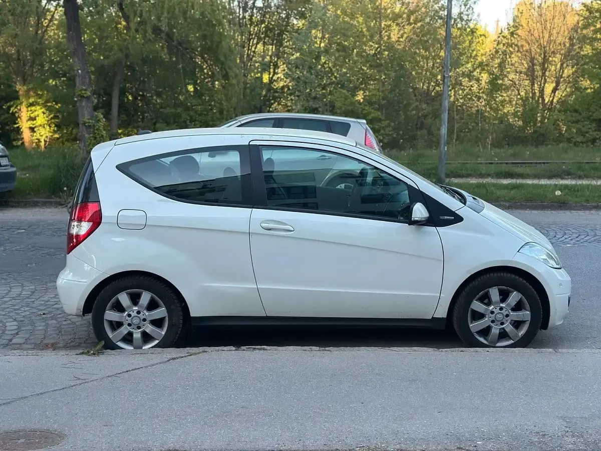 Gebraucht Mercedes A170 116 PS (85 kW) 2009 Weiß Kleinwagen