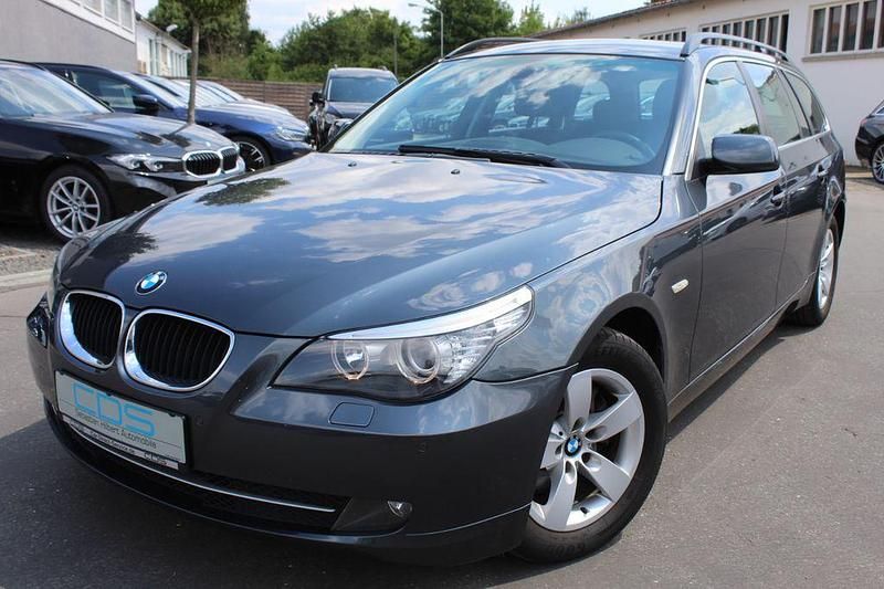 Grau Gebraucht 2008 BMW 520 Advantage Kombi | 7.480 € (Etwas zu teuer) - Bild 1/4