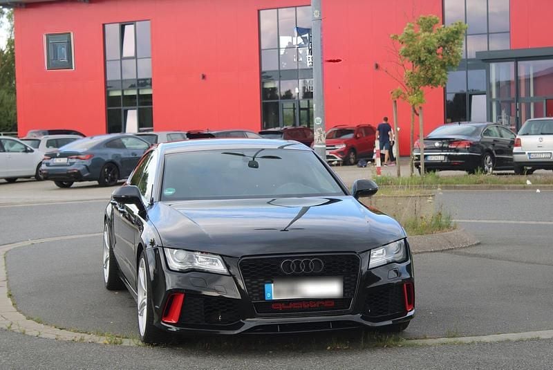 Schwarz Gebraucht 2011 Audi A7 Sportback S-Line Kleinwagen | 13.990 € (Guter Preis) - Bild 1/4