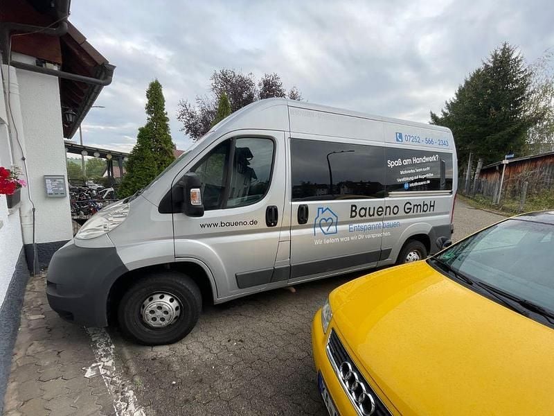 Grau Gebraucht 2010 Peugeot Boxer Van | 4.999 € (Guter Preis) - Bild 1/4