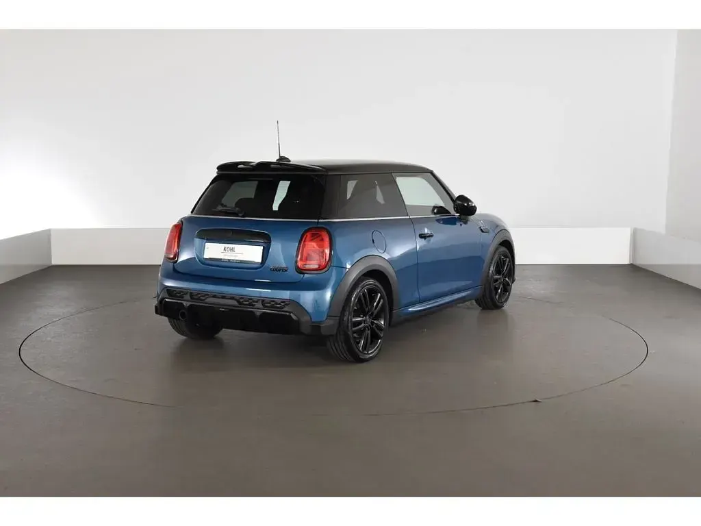 Gebraucht Mini John Cooper Works 136 PS (100 kW) 2022 Blau Kleinwagen
