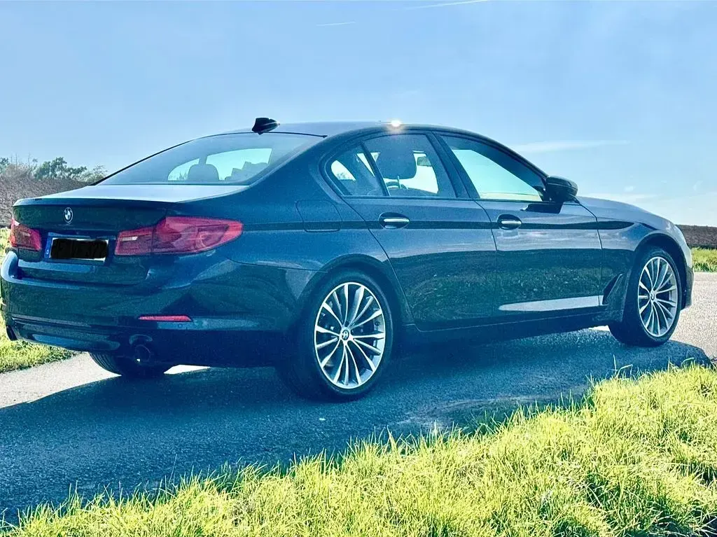 Gebraucht BMW 525 Basis 231 PS (169 kW) 2018 Schwarz Limousine