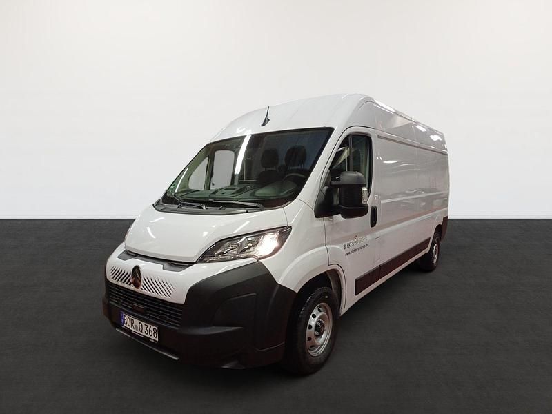 Eisweiß Gebraucht 2024 Citroën Jumper Van / Kleinbus | 24.361 € (Superpreis) - Bild 1/4