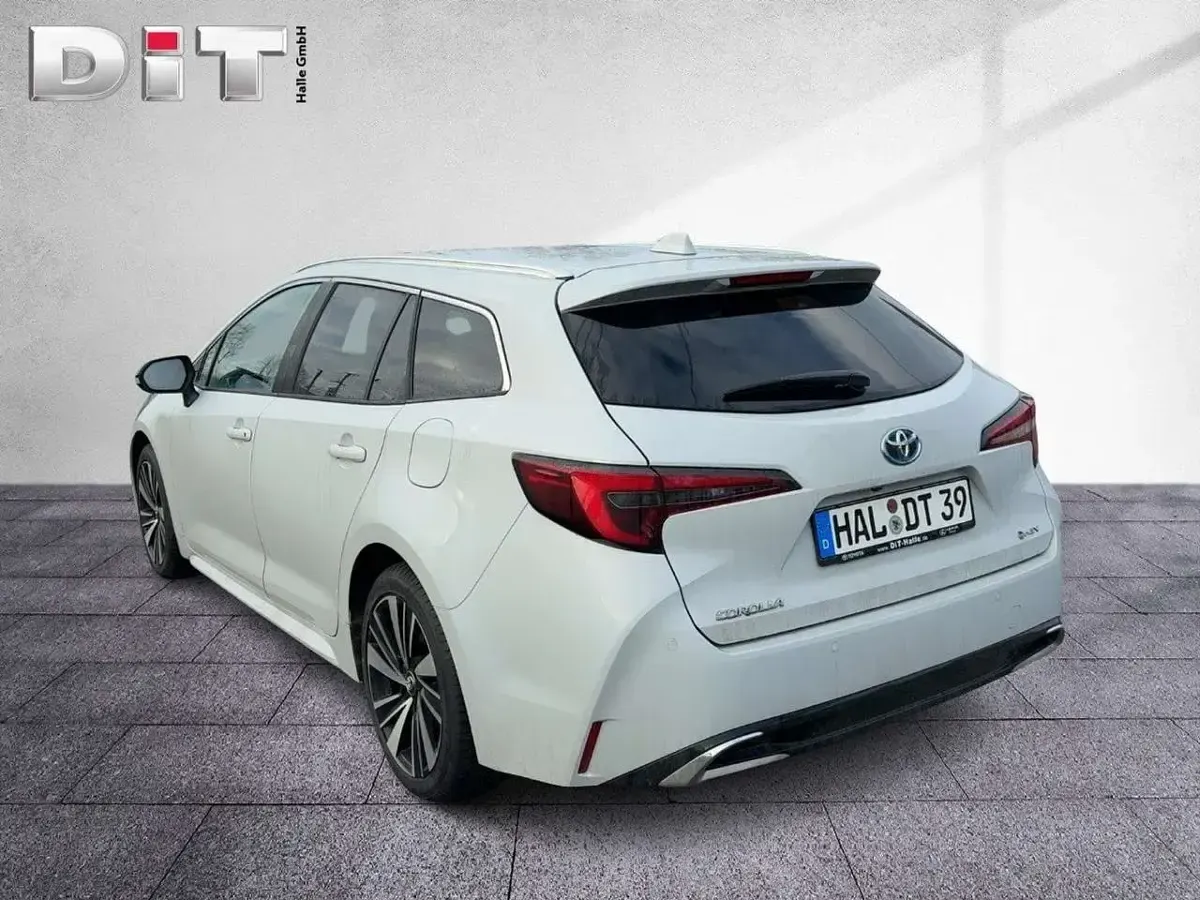 Brugt Toyota Corolla 140 HK (102 kW) 2025 Grå Stationcar