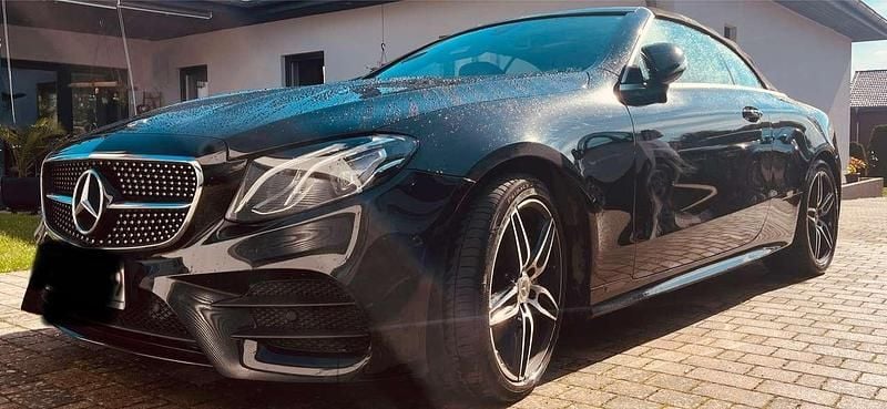 Schwarz Gebraucht 2020 Mercedes E300 AMG line Cabrio | 36.500 € (Superpreis) - Bild 1/4