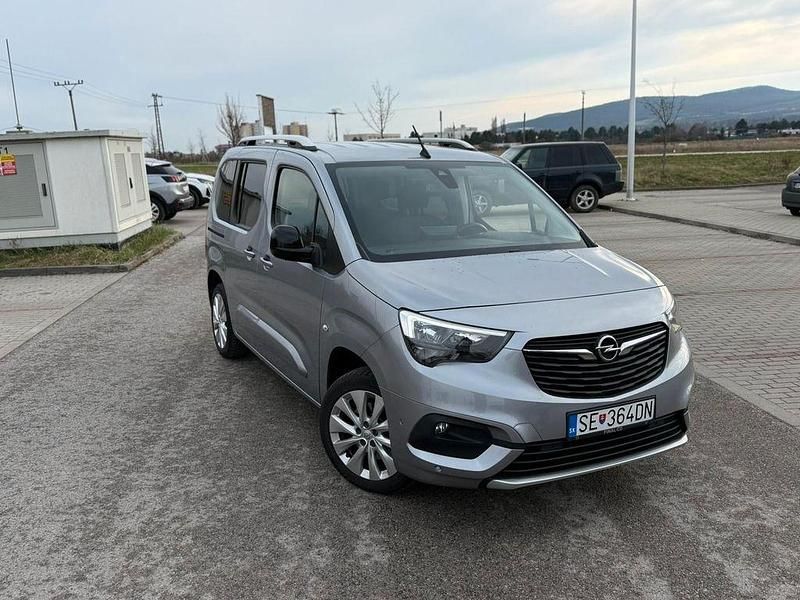 Gebraucht Opel Combo Life Ultimate 131 PS (96 kW) 2021 Grau Limousine