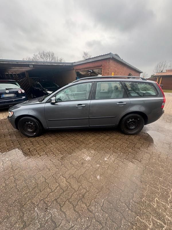 Gebraucht Volvo V50 108 PS (79 kW) 2006 Grau Kombi