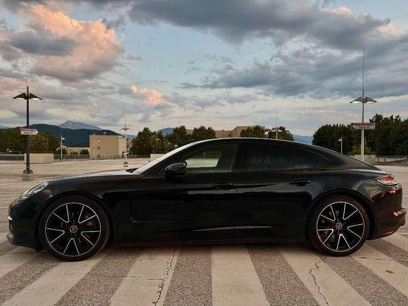 Gebraucht Porsche Panamera 4 330 PS (242 kW) 2021 Schwarz Limousine