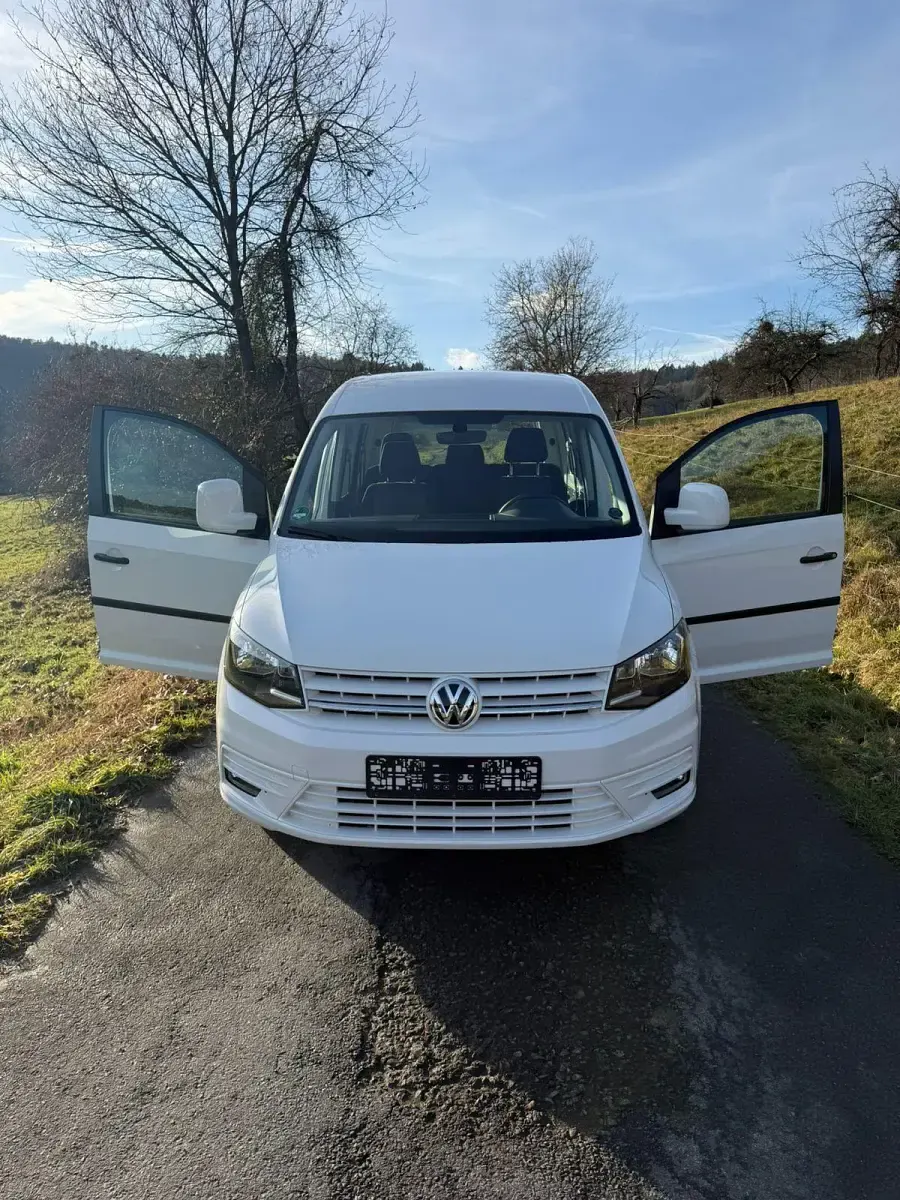 Gebraucht VW Caddy 75 PS (55 kW) 2019 Weiß Van / Kleinbus