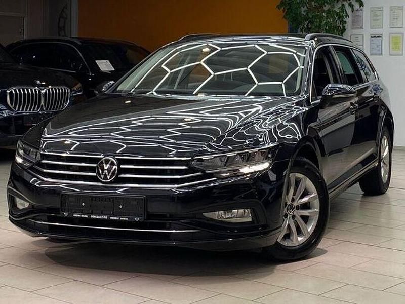 Gebraucht VW Passat Business 150 PS (110 kW) 2021 Schwarz Kombi