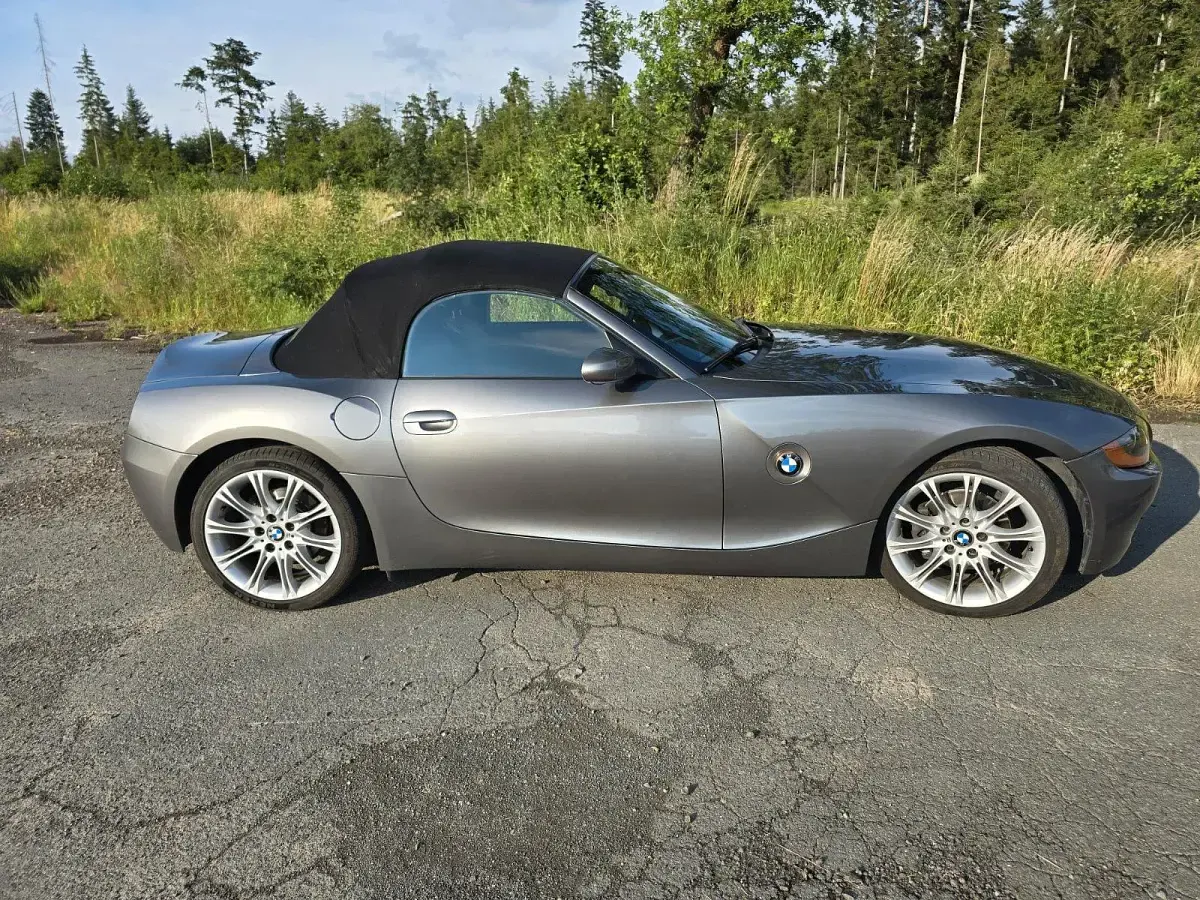 Gebraucht BMW Z4 231 PS (169 kW) 2005 Grau Cabrio
