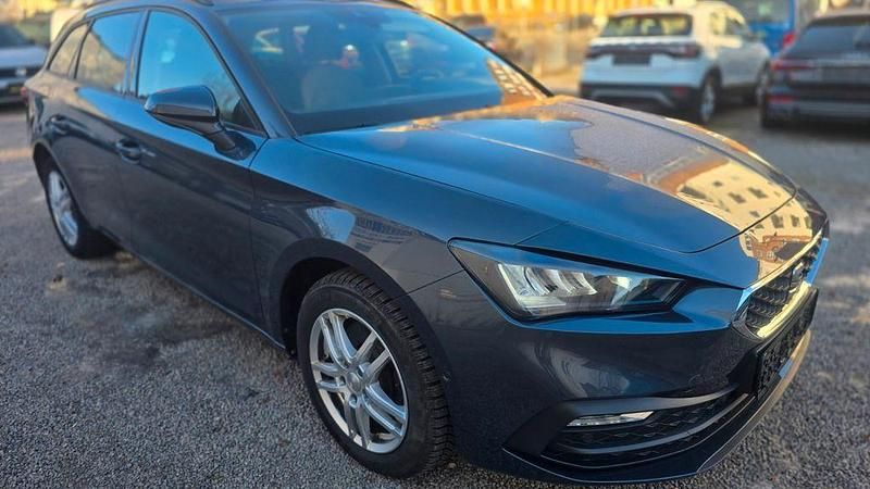 Gebraucht Seat Leon Style 150 PS (110 kW) 2022 Grau Limousine