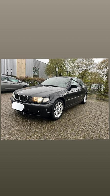 Gebraucht BMW 320 150 PS (110 kW) 2005 Schwarz Limousine